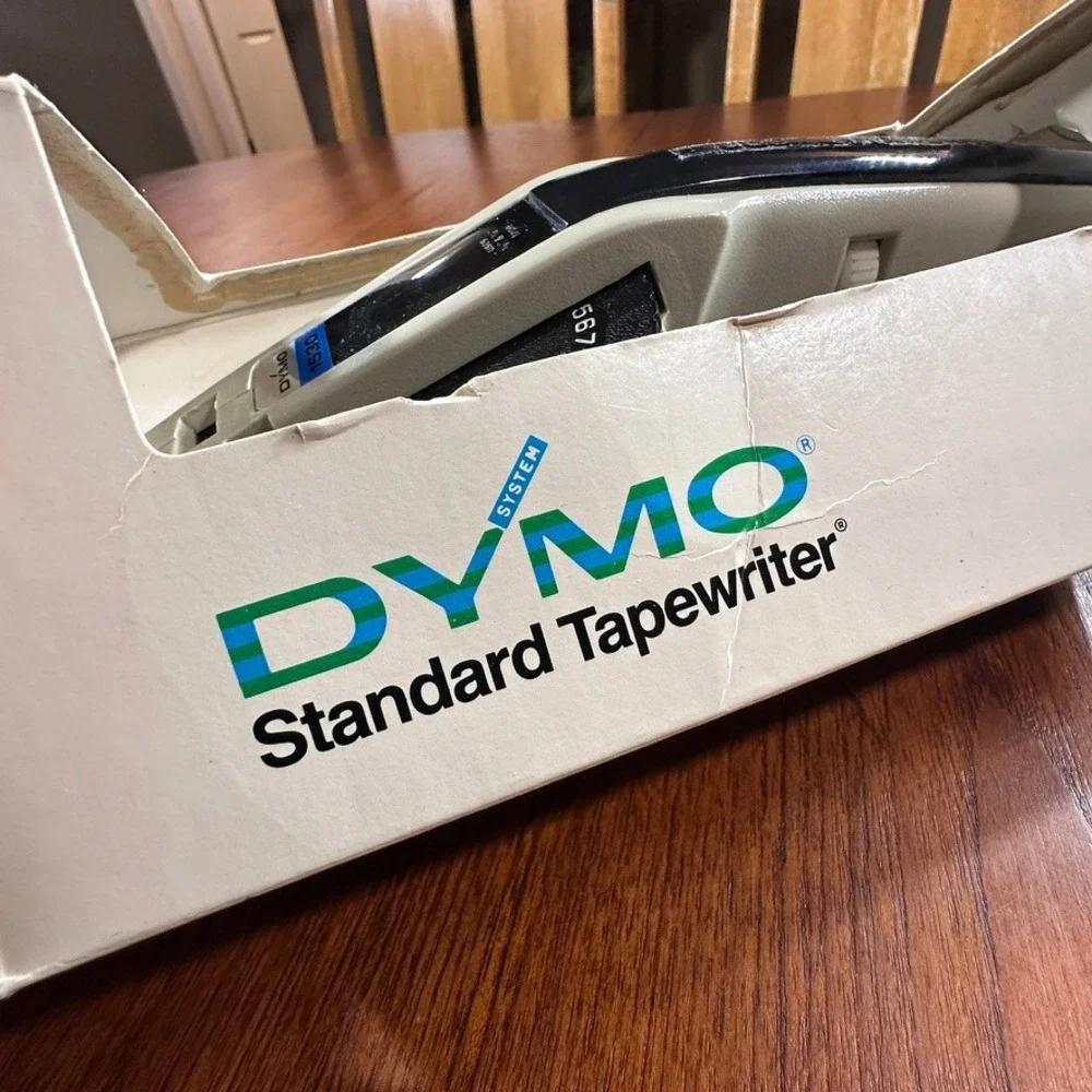 Dymo‎ 1530 Tapewriter Label Maker Vintage Retro Office MCM Embossing Tool Boxed